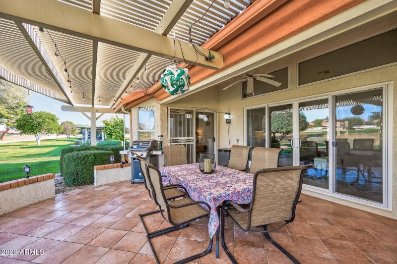 Back Patio w/pergola