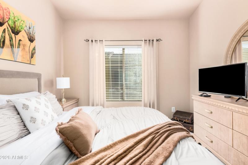 Spacious master bedroom!