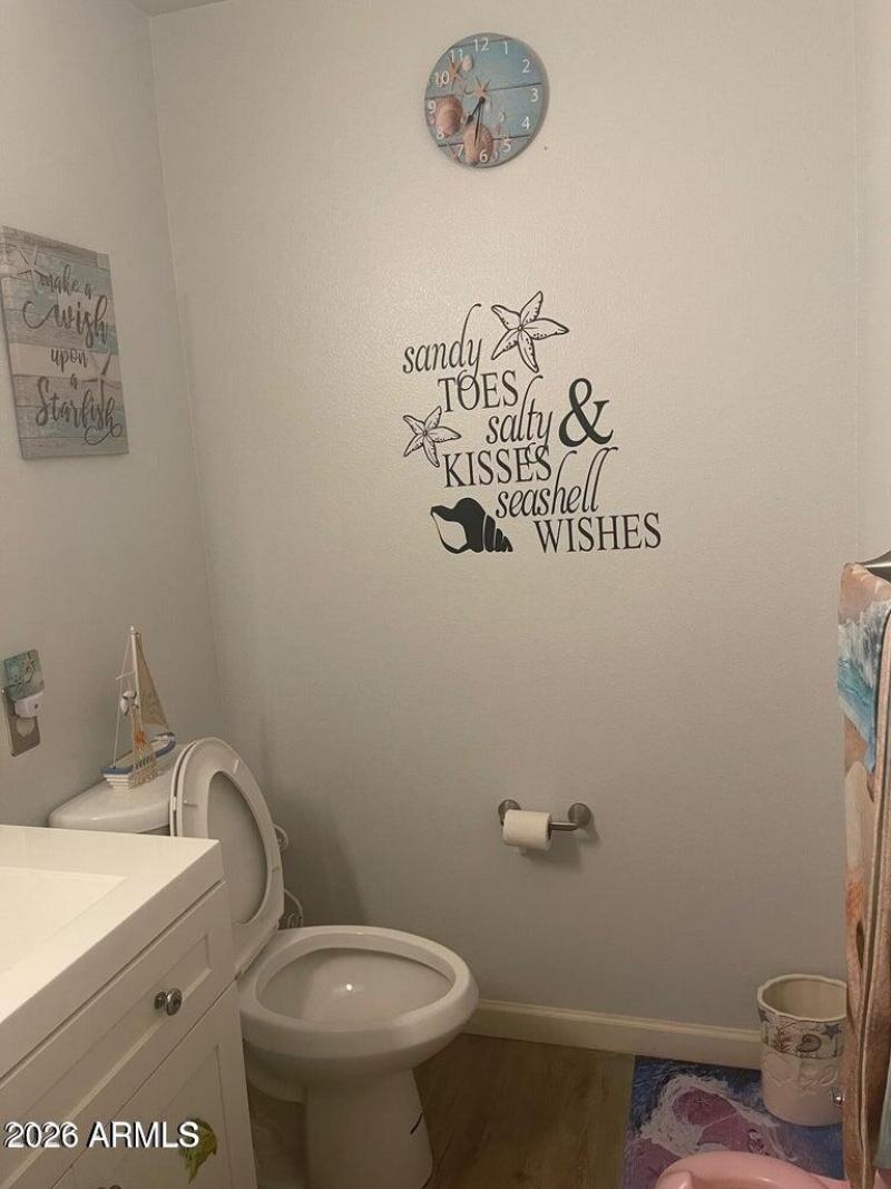 4834 W. Rose Ln. Primary Bathroom