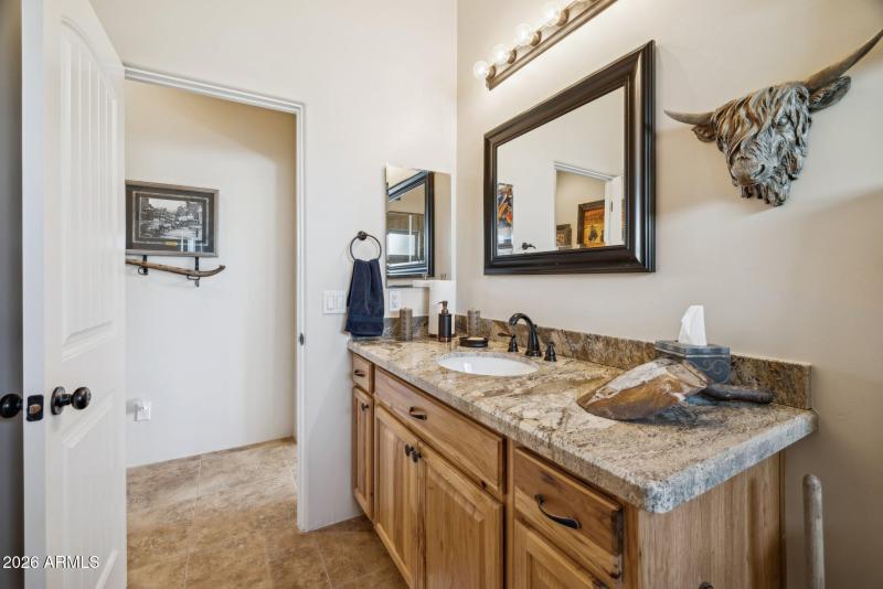 33-web-or-mls-39819-n-26th-st