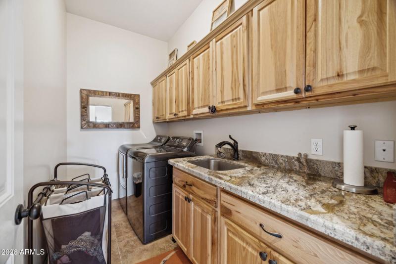 36-web-or-mls-39819-n-26th-st