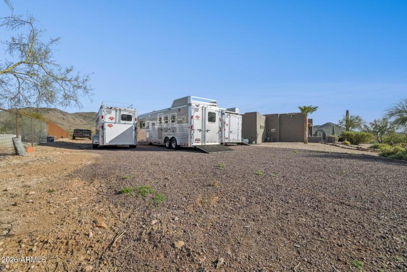 51-web-or-mls-39819-n-26th-st