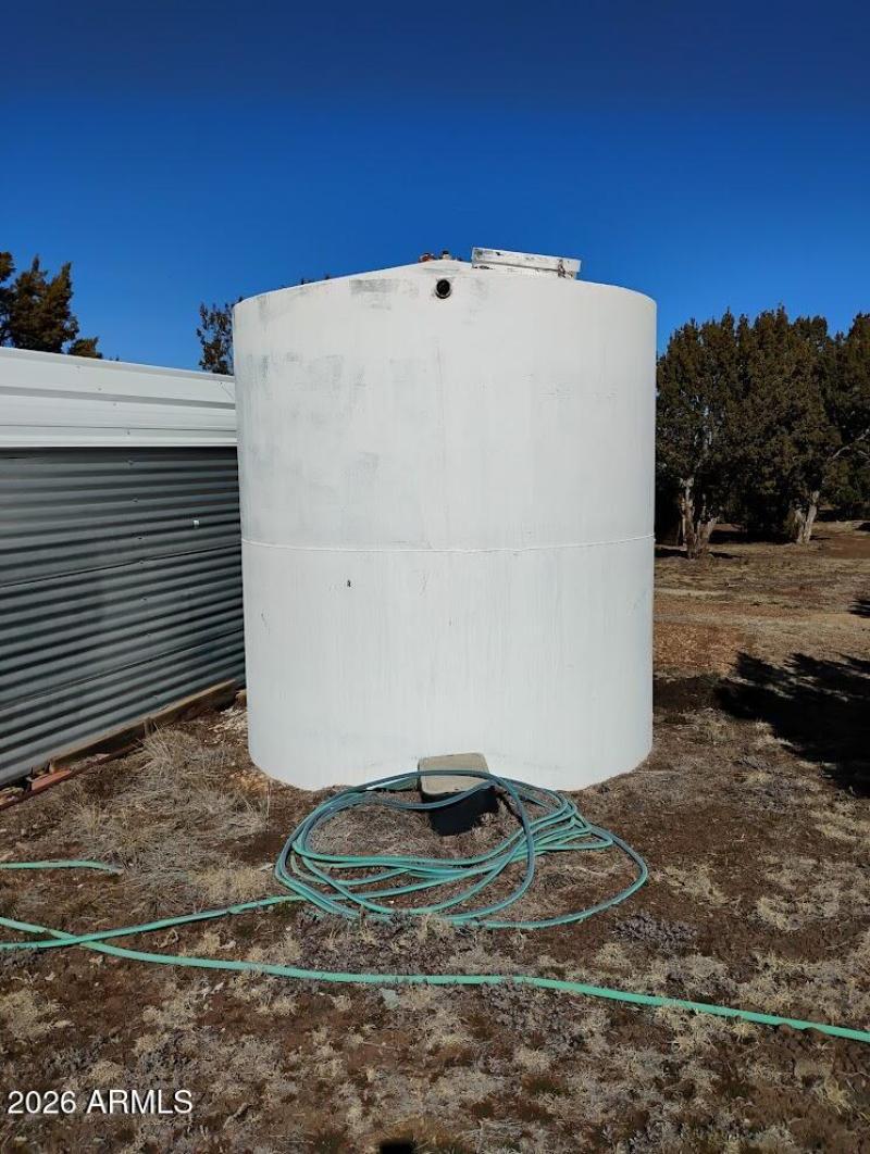 water storage tank