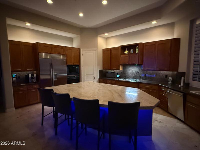 Under/over cabinet lights