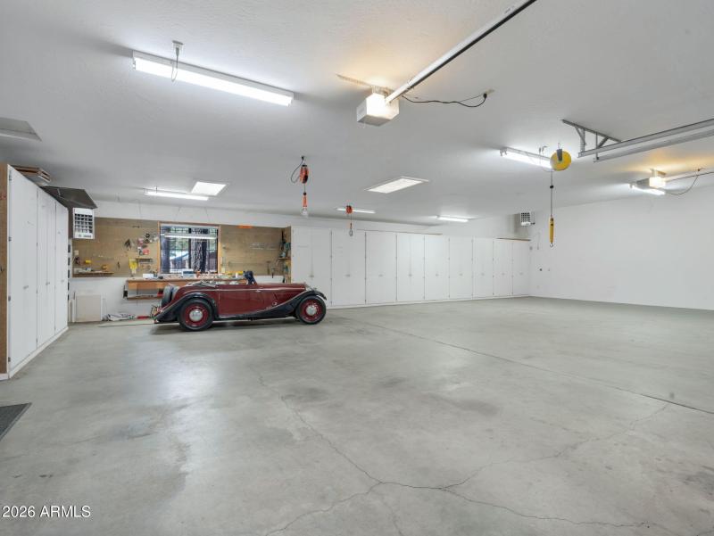 Endless amounts of Garage Storage