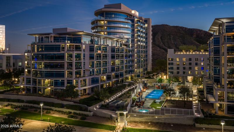 1-web-or-mls-140 E Rio Salado Pkwy 804,