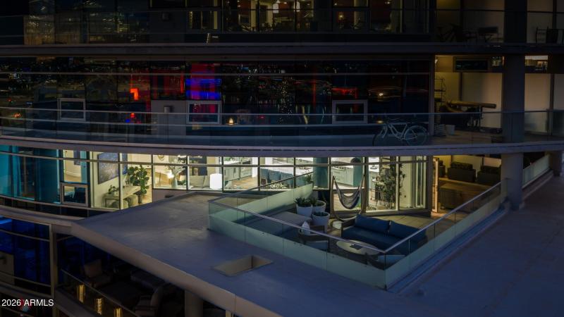 9-web-or-mls-140 E Rio Salado Pkwy 804,