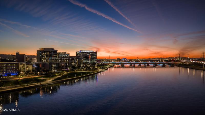 12-web-or-mls-140 E Rio Salado Pkwy 804,