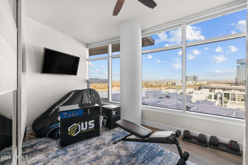 63-web-or-mls-140 E Rio Salado Pkwy 804,