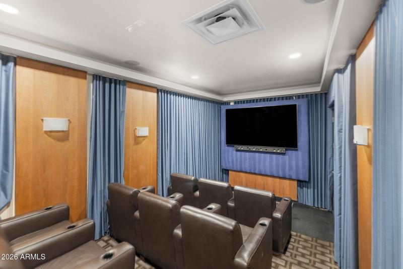 101-web-or-mls-140 E Rio Salado Pkwy 804