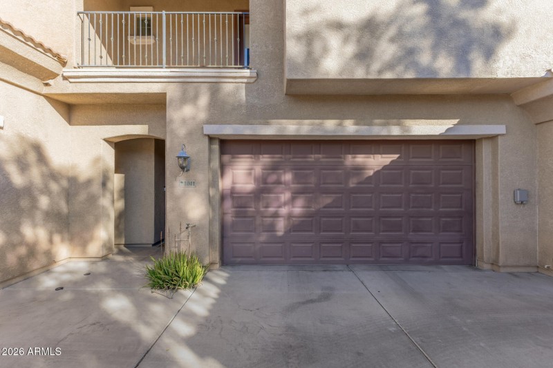 08 - Country Club 1367 #1041