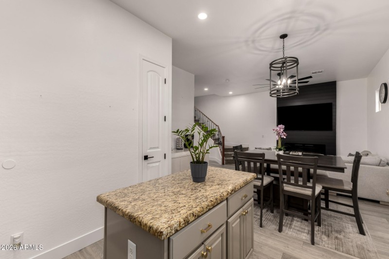 23 - Country Club 1367 #1041