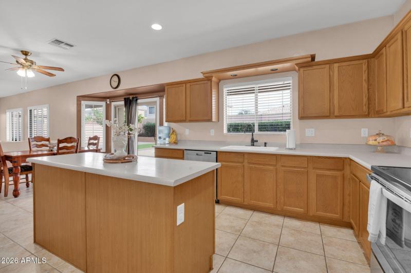 12-web-or-mls-5382 W Kaler-12