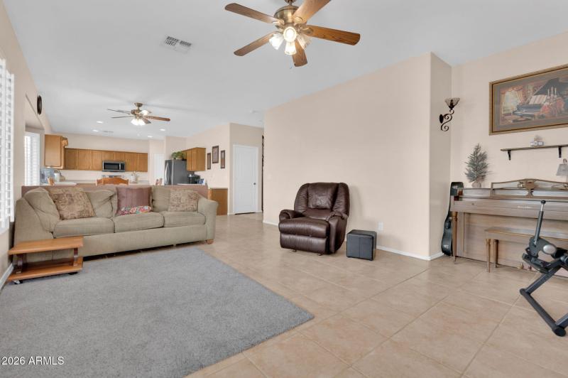 15-web-or-mls-5382 W Kaler-15