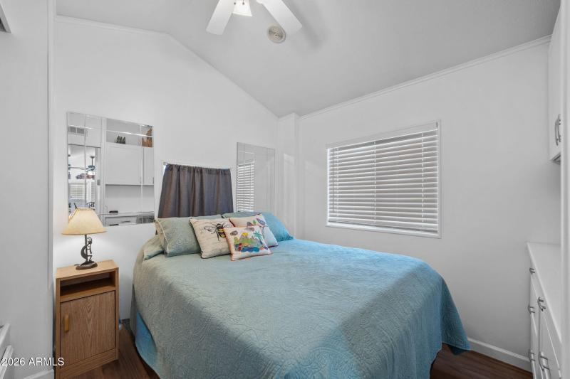 011__111 S Greenfield Rd unit 418