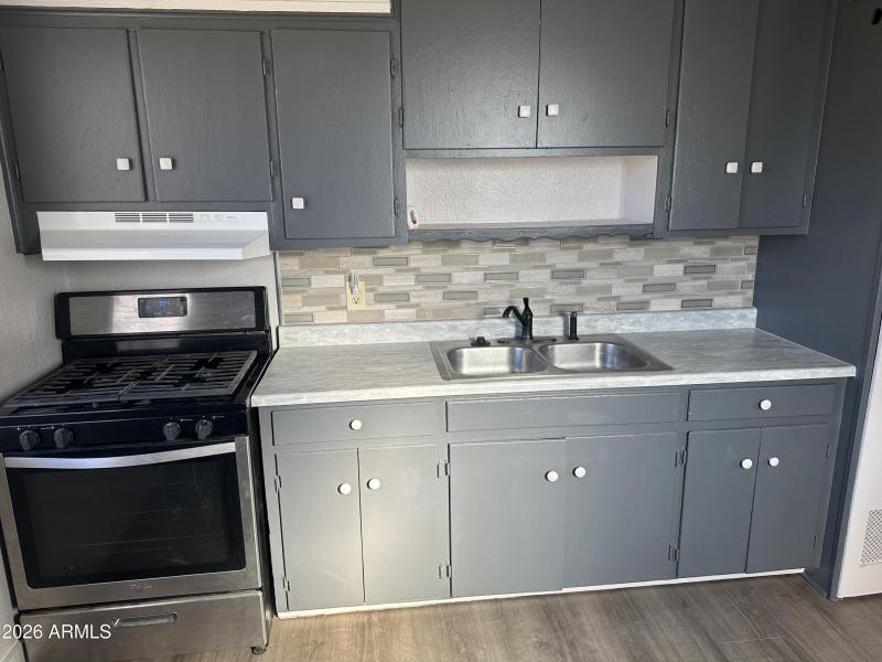 Unit 540 - Kitchen 3