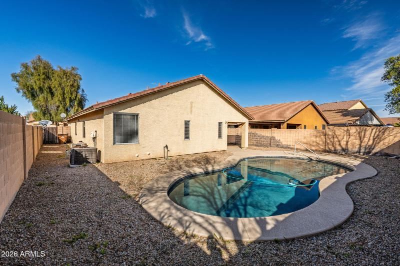 27-web-or-mls-45151 Paraiso Ln-27