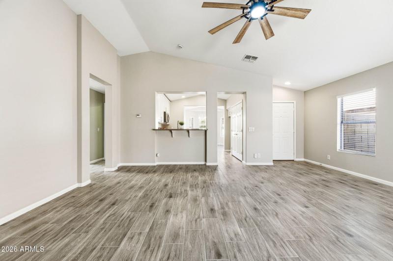 25-web-or-mls-45151 Paraiso Ln-25