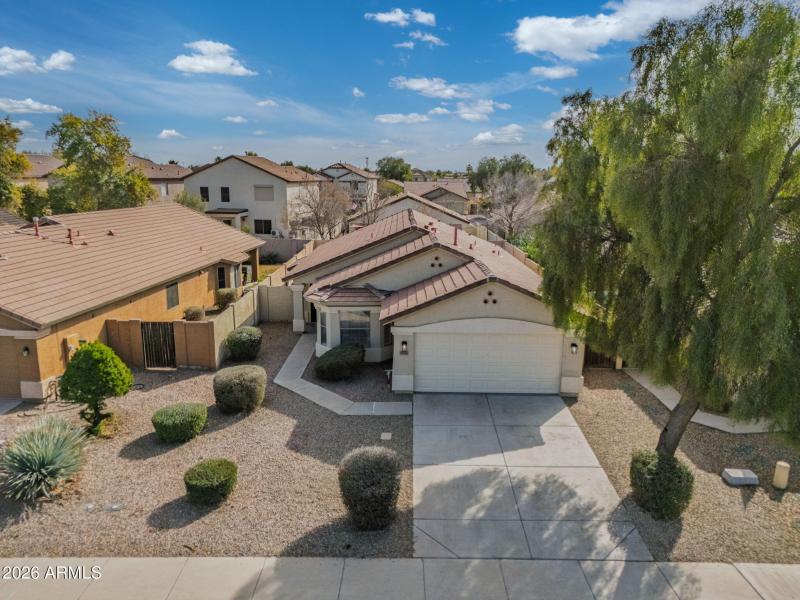 2-web-or-mls-45151 Paraiso Ln-2