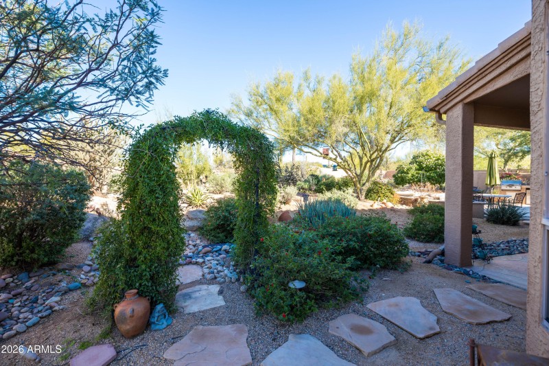 walking trail entrance