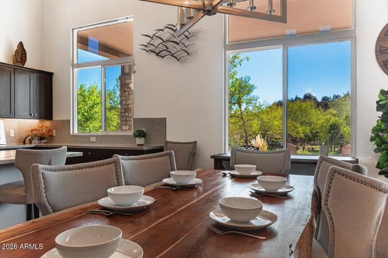 5 DINING RM VIEW (1)