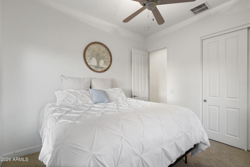 Jr w Carpet Flooring & Ceiling Fan