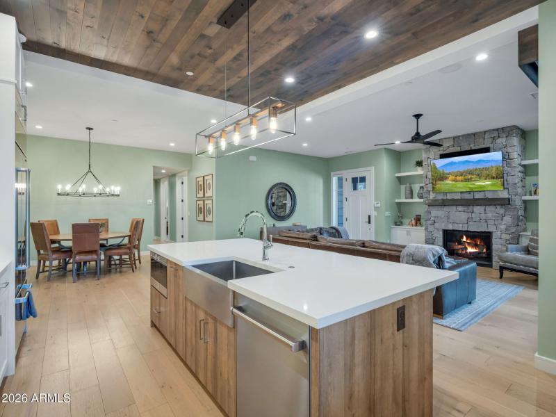 9-web-or-mls-TimberCreekImagery-9