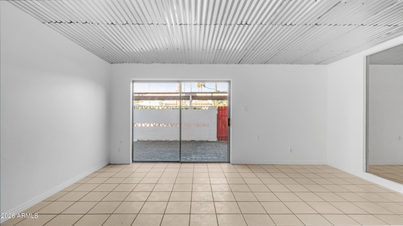 6030 N 15th St Unit 11-13