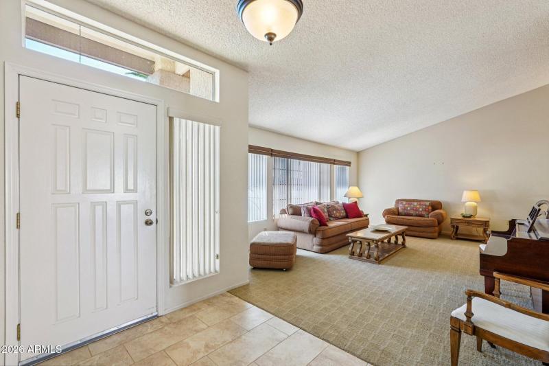 10-web-or-mls-N Crown Ridge Dr-S0202-010