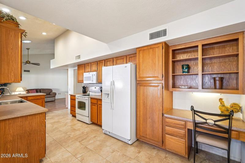 16-web-or-mls-N Crown Ridge Dr-S0202-016