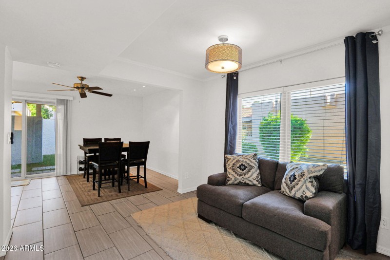 12-web-or-mls-P1471021