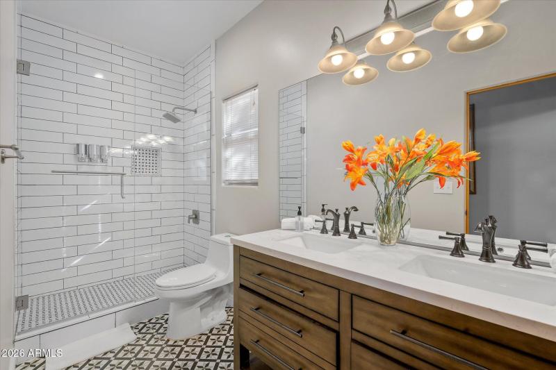 32-InnKeepersSuite22