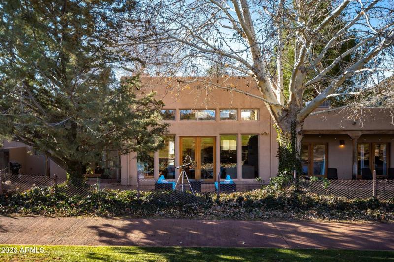 38-InnKeepersSuite12