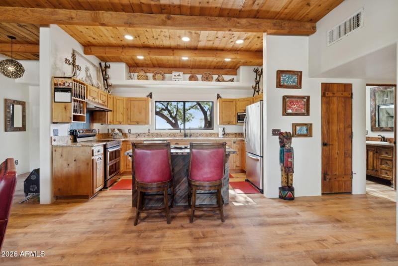 15-web-or-mls-39913-n-26th-st