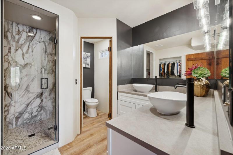 25-web-or-mls-39913-n-26th-st