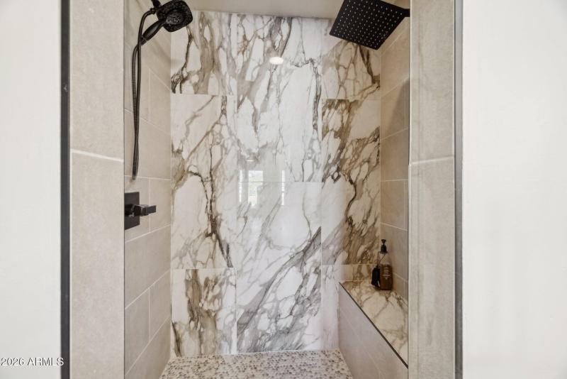 29-web-or-mls-39913-n-26th-st