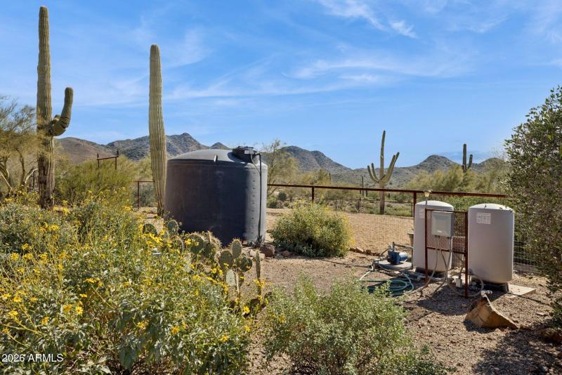 42-web-or-mls-39913-n-26th-st