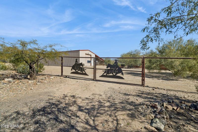 52-web-or-mls-39913-n-26th-st