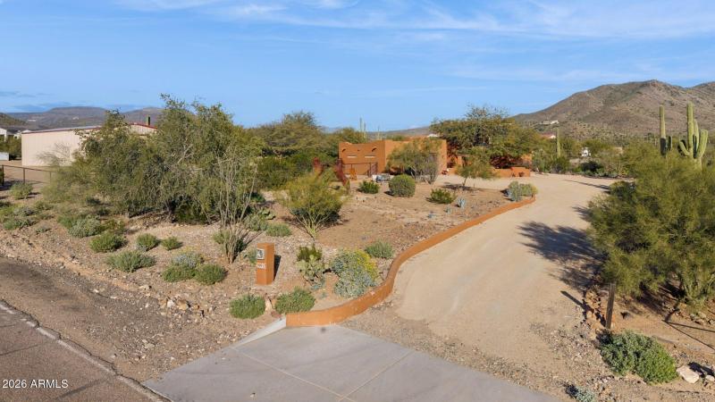 63-web-or-mls-39913-n-26th-st