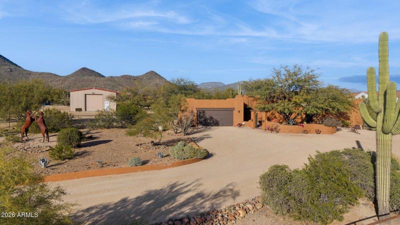 65-web-or-mls-39913-n-26th-st