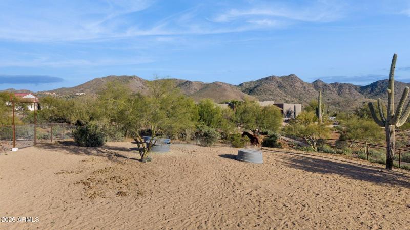 66-web-or-mls-39913-n-26th-st