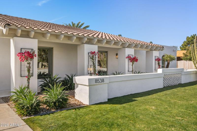 Charming Street Presence