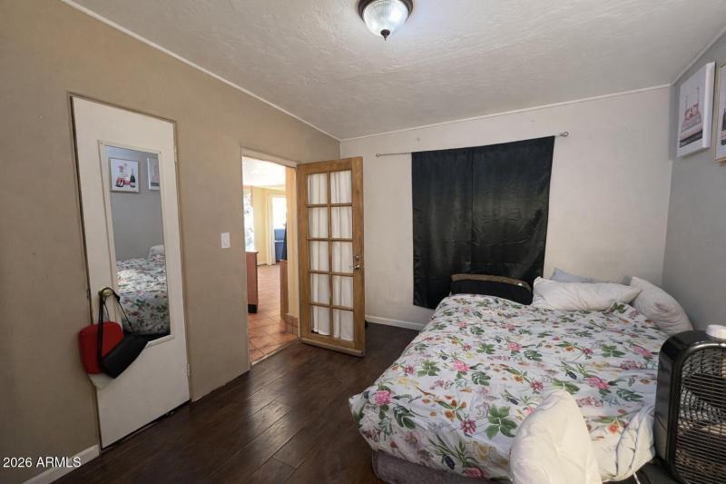 20E3F3DA-A71A-486D-994A-A5ADD8D399C1