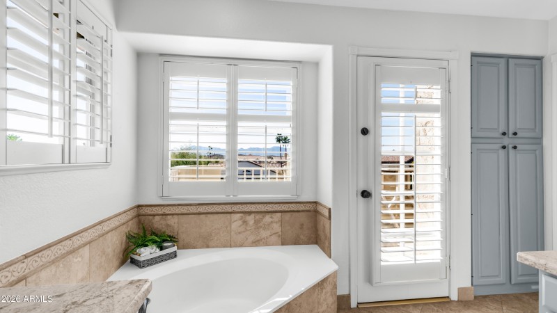 French door to balcony