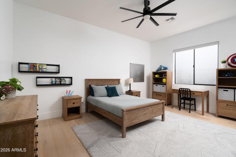 29-4223 N 41st Pl (33 of 64)