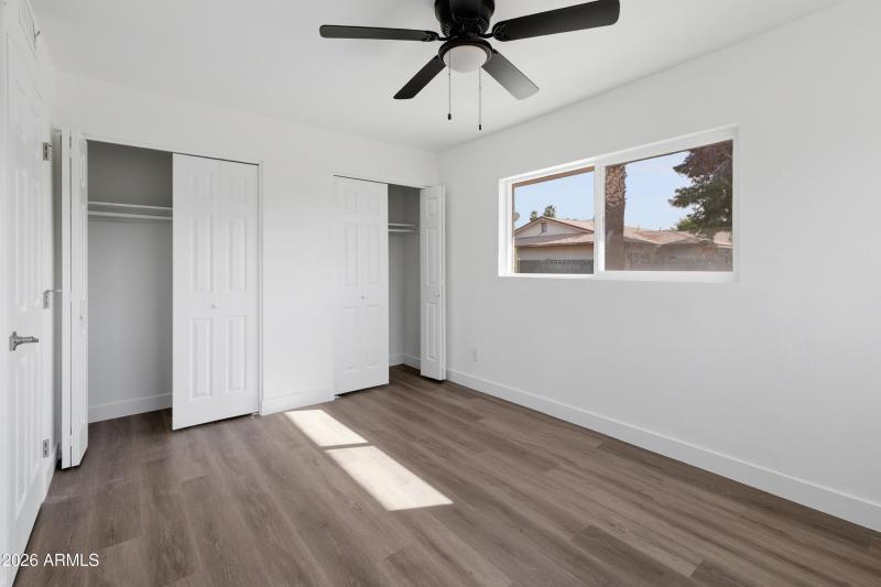 4813_W_Hayward_Ave_17