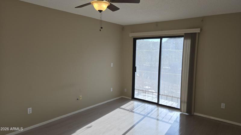 26) 60277-687fff1b98eef