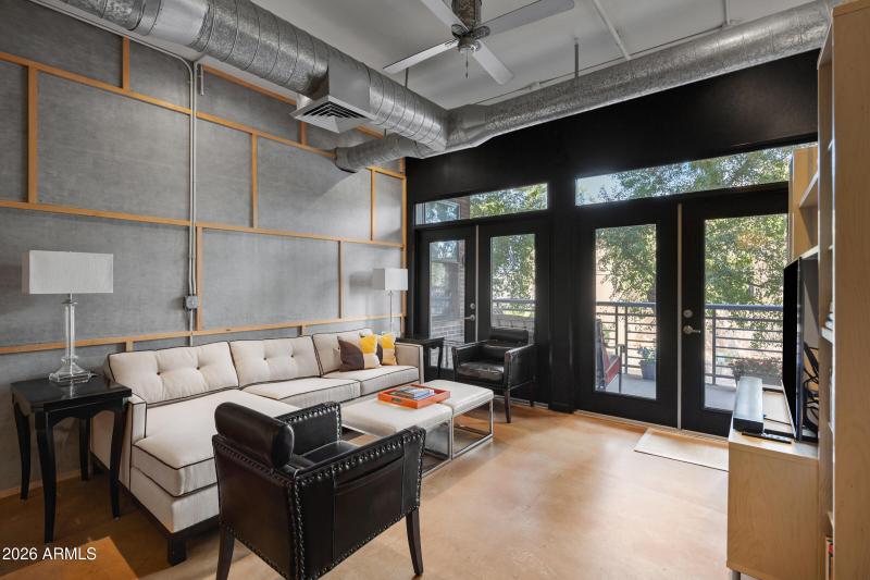 914 E Osborn Rd #216-11