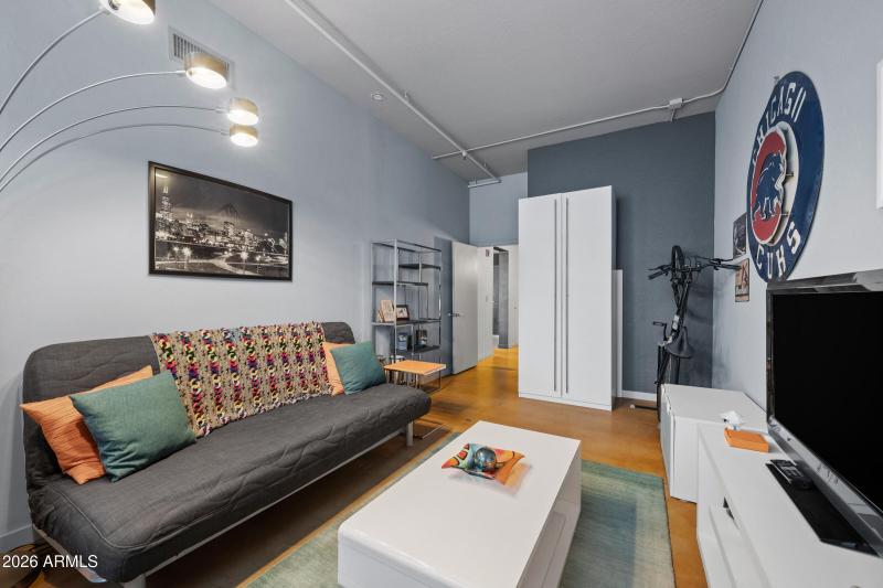 914 E Osborn Rd #216-21