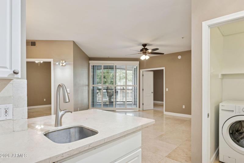 11-web-or-mls-1701-e-colter-st-416